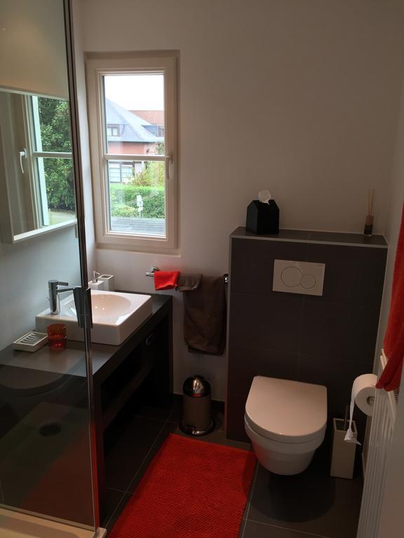 Le Chataignier Hotel Wezembeek-Oppem Bagian luar foto
