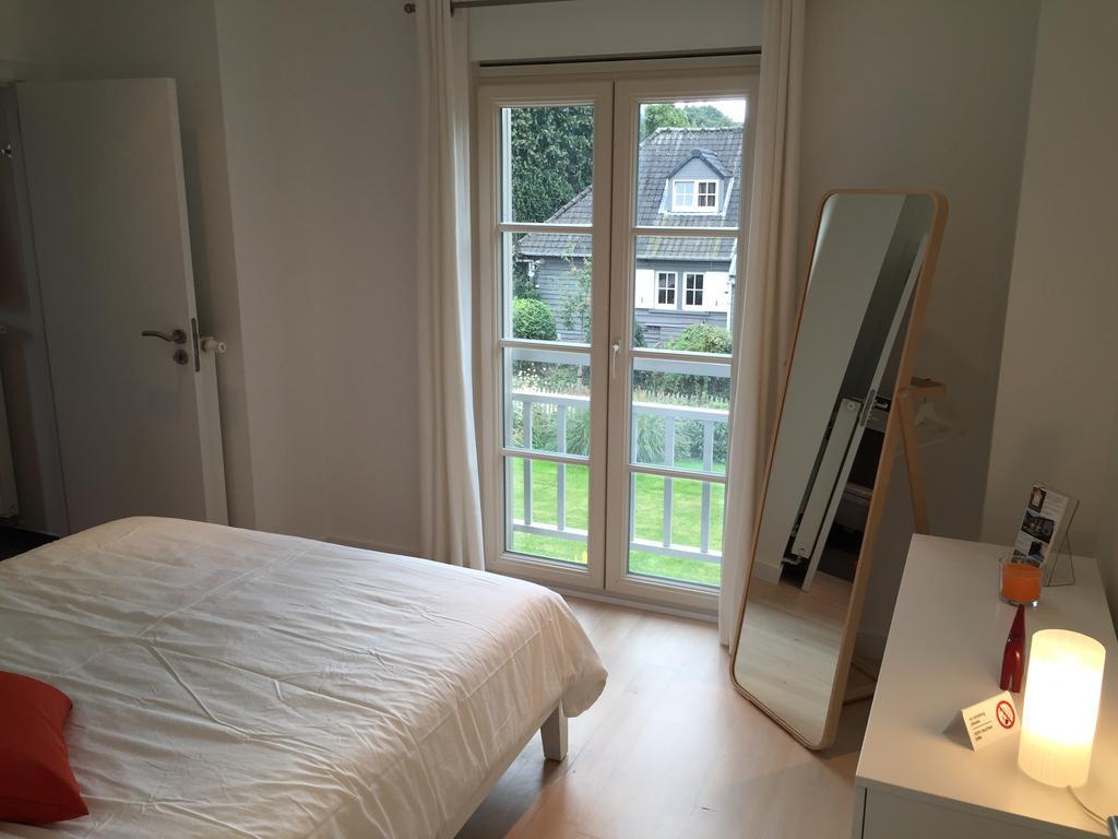Le Chataignier Hotel Wezembeek-Oppem Bagian luar foto
